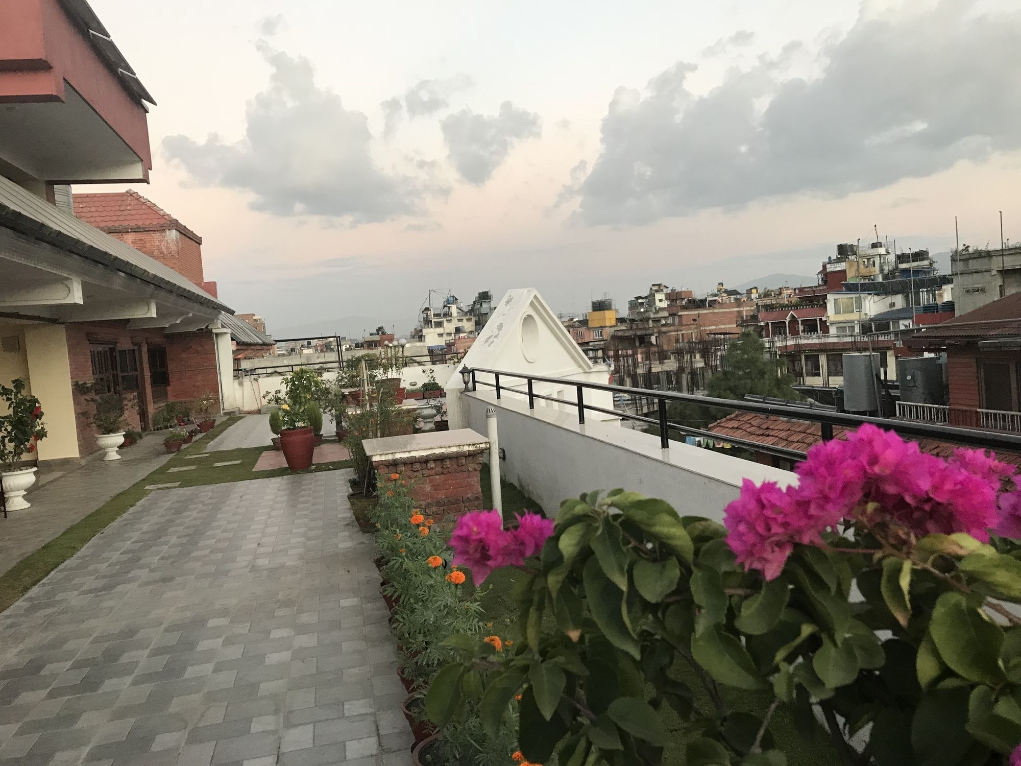 קטמנדו Dom Himalaya Hotel מראה חיצוני תמונה